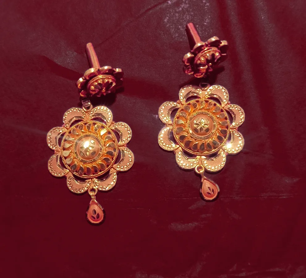 Pair of gold floral drop earrings