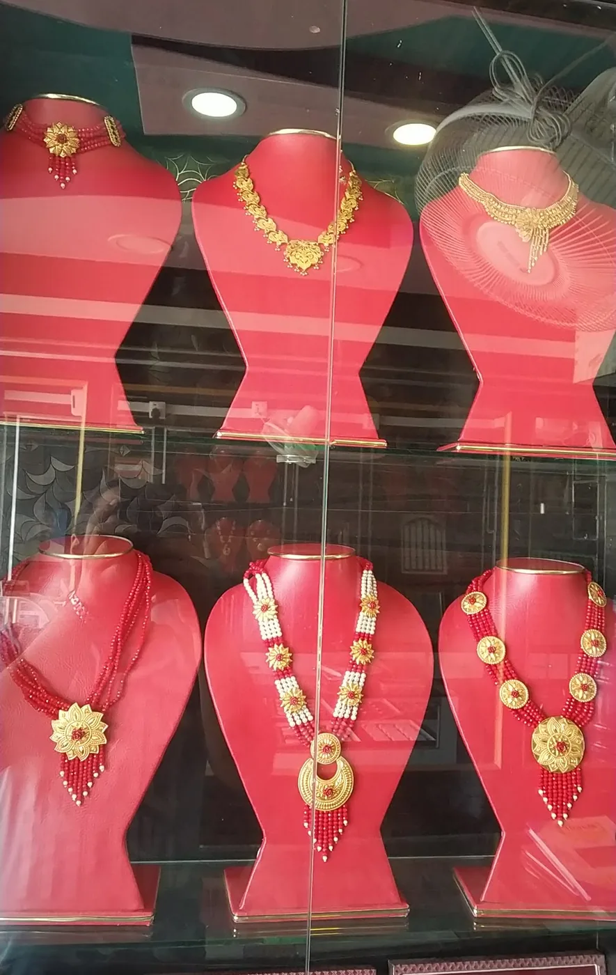 Bridal necklace sets on display